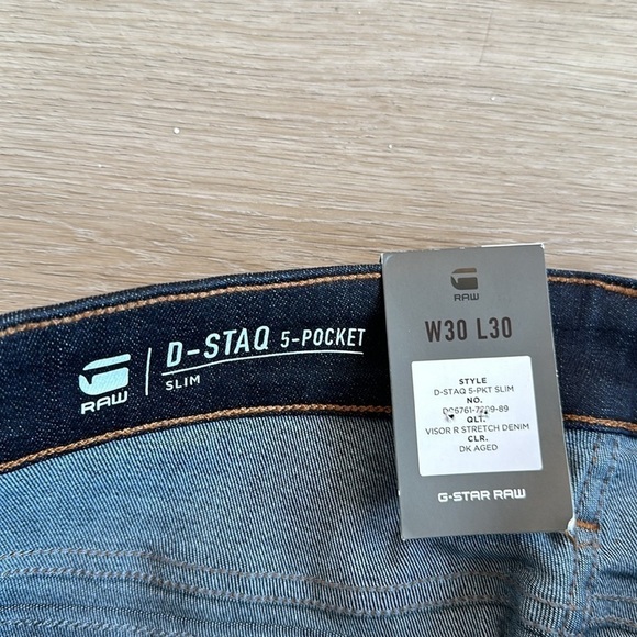 D-Staq Slim Fit Jeans
G-STAR men’s size 30 waist 30 length - Picture 9 of 10